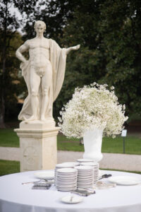 Italian Wedding elegant detail Villa Selvatico flowers statue